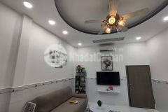 Nhà mời tinh, cmt8, phường 15, q10, 5.6x6, 4.1 tỷ ngay chợ hoà hưng