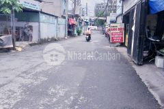 Ban nha măt tiên tân phu, xe hơi 7 chô đâu trươc nha gia 2.5 ty.