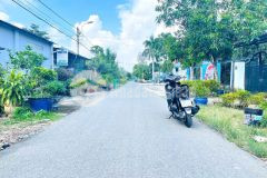 Gia đình cần tiền nên bán lại căn nhà ngay khu công nghiệp trảng bàng 185m2 giá 590 triệu.