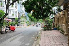 Nhà cấp 4 đặng thuỳ trâm gần đại học văn lang