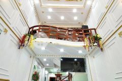 Nhỉnh 8 tỷ sở hữu nhà 5 lầu đẹp hxt 84m24x21 lê văn thọ ngay cv làng hoa khu vip.