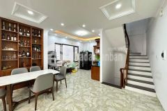 Hạ sốc, bán nhà nguyễn văn cừ, bồ đề, 50m2, 5 tầng, lô góc, ô tô, kinh doanh