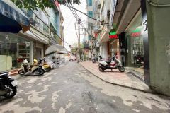 Nhà hiếm hoàn kiếm mặt phố hàng bồ giá 15 tỷ, 40mx4 tầng, đẹp, kd tốt