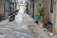 Bán nhà ngọc thụy,long biên 5 tầng,32m2,mt 3.8m oto đỗ cửa hơn 4 tỷ