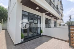 Dọn vào ở ngay nhà mới toanh view thoáng