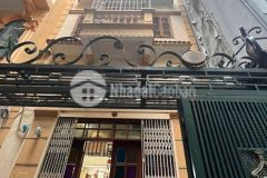 Nhà riêng, gần phố, ngõ rộng thoáng phố trung liệt đống đa. 0911554873.