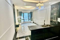 Siêu phẩm nhà khương trung quận thanh xuân, ô tô đỗ, kd online, dt48m2 x6t thang máy,giá 7.2 tỷ