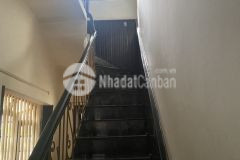 Cho thuê nhà số 4 quán thánh, đối diện vườn hoa hàng đậu, gần chợ đồng xuân.