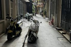 Cực hiếmnhỉnh 5 tỷ ngõ ô tô rộng 5m bán nhà phố phương mai nội thất 5