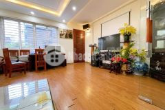 Bán nhà sát phố, mt to, gara ô tô, ở sướng,nội thất xịn,kinh doanh vp phố nguyễn chí thanh