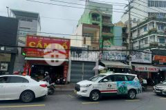 Mặt tiền nguyễn xí, p26, bt. đoạn 2 chiều, kế bên thế giới di động