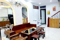 Nhà đẹp long lanh ngõ 366 ngọc lâm, giá 6.5 tỷ, 47m2x5t, thang máy