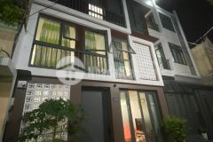 Bán nhà hxh lê văn việt dt 65m đúc 3 lầu khu víp