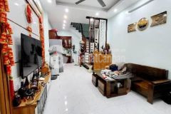 Ban nha nguyên trai, oto đô cưa, ngo thông kinh doanh 40m 5 tâng 5.5 ty