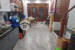 Bán nhà gốc đề minh khai dân xây khung cột chắc chắn