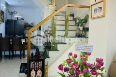 Gấp bán nhà đẹp lạc long quân tân bình 32m2, 3t đẹp, chỉ 3 tỷ nhí