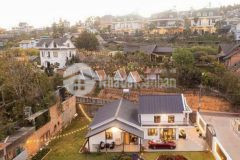 Bán biệt thự đẹp gần nhà thờ con gà đà lạt chỉ 37 tỷ sân vườn rộng đẹp