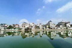 Nhà view hồ tai trâu long biên 1 vị trí đắc địa ở sướng kinh doanh dòng tiền ổn định