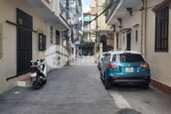 Lạc long quân nhà đẹp ở ngay trung tâm tây hồ ô tô qua cửa 3.3 tỷ