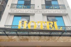 Bán đất xây khách sạn phố hàng da, 370m2, mt 20m, 235 tỷ