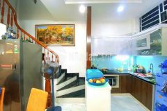 Nhà đẹp lạc long quân tây hồ.nhà mới xây siêu đẹp.33m.6.3tỷ