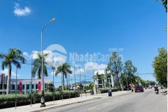 Cần tiền bán gấp đất ngay chợ khu kinh doanh sầm uất giá chỉ 780tr sát đường nhựa 10m5.