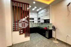 Bán gấp nhà mặt ngõ đường hoàng mai, 43m2, mặt tiền 4.2m
