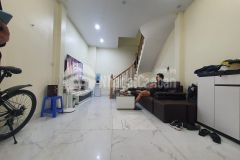 Cần bán nhà riêng phố 8 3 quận hai bà trưng 30m, ô tô đỗ cửa nhỉnh 4 tỷ