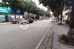 Nha mặt phố thạch bàn vi tri đep kinh doanh đỉnh dong tiên ôn đinh