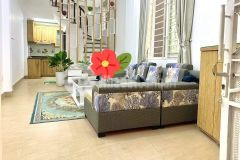 Bán nhà tôn thất tùng đống đa, 31m 5 tầng lô góc ngõ ba gác, 3,96tỷ