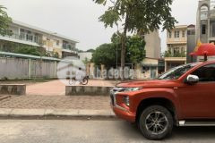 Ban đât thach ban cô linh liên kê garden city đương ôtô tránh vỉa hè đá bóng