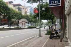 Mặt phố nguyễn văn cừ dốc xuống của cầu chương dương kinh doanh đắc địa mặt tiền rộng diện