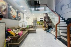 Bán nhà 3 tầng hxh thông, ngang bề thế 5m,hoàng sa, tân bình,106m2,mới ở ngay,12.x tỷ tl