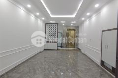 Bán nhà 5 tầng thang máy lô góc, ngõ thông gần ô tô, phố phan đình giót thanh xuân.