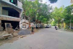 Ban đât khu liên kê thach ban bat khôi vị trí đẹp 2 mặt đường vỉa hè rộng ô tô tr