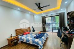 Chính chủ bán nhà 68 ngõ 192 lê trọng tấn 45m2 x 5 tầng gara ô tô kinh doanh 5,5 tỷ