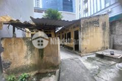 Bán nhà c4 ngõ 255 cầu giấy cách mặt ngõ 10m dt 119m2 giá 11,5 tỷ. lh 0912442669