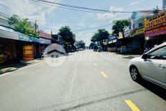 Sở hữu ngay vài lô đất ở đô thị sát trung tâm quốc lộ 1a,đường qh rộng rãi,giá chưa qua đầu tư.