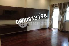 Nhà đẹp quận 10 5pn gần mt shr ở ngay.