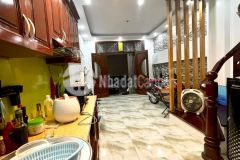 Bán nhà giang văn minh, ba đình, dt 31m2, mt 4m, 6t, lô góc 3 mặt thoáng. giá 6.45 tỷ thương lượng