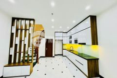 Nhà thổ quan, mới kính koong, 3 mặt thoáng, 5 tầng x 38m2, 4,2 tỷ