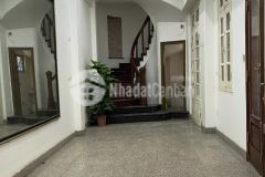 Cần bán nhà lô góc 2 mặt đường ôtô vỉa hè kinh doanh tốt 40m 7xtỷ lạc trung