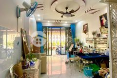 Bán gấp nhà đẹp 4 tầng, phan đăng lưu,phú nhuận,tặng nội thất,48m2,6.x tỷ