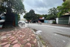 Nha đep 5 tầng mặt phố ai mô lô góc 3 mặt tiền kinh doanh vỉa hè rộng kinh doanh cực đin