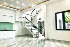 Vỡ nợ bán gấp nhà mặt phố la thành giá 18.5 tỷ, 70m2, kinh doanh đắc địa