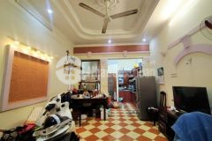 Bán nhà nguyễn văn cừ,long biên 4 tầng,34m,mt4.3m oto vào nhà hơn 3tỷ