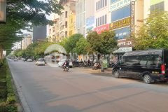 Bán nhà phố trần vỹ, cầu giấy. hè 8m, 8 làn oto, kd. 80m2 5t mt8.6m 20 tỷ