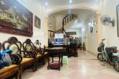 Bán nhà 4,5 tầng phố tô vĩnh diện gần ngã tư sở