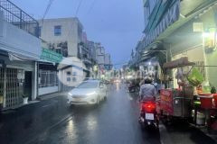 Bán nhà xô viết nghệ tĩnh bình thạnh. dt 92m2. lh 0932155399.