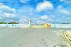 Đất ở đô thị, sát khu phố chợ, 330m2, đường 5.5m, sẵn sổ, giá chỉ 6trieum2